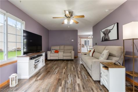 1095 Bennington Court Akron OH 44312