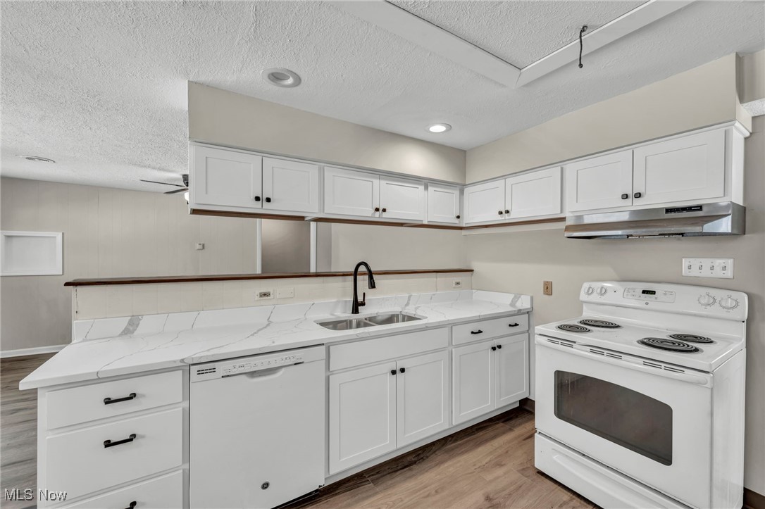 8564 Cedar Road Chesterland OH 44026