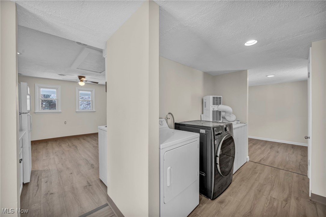 8564 Cedar Road Chesterland OH 44026