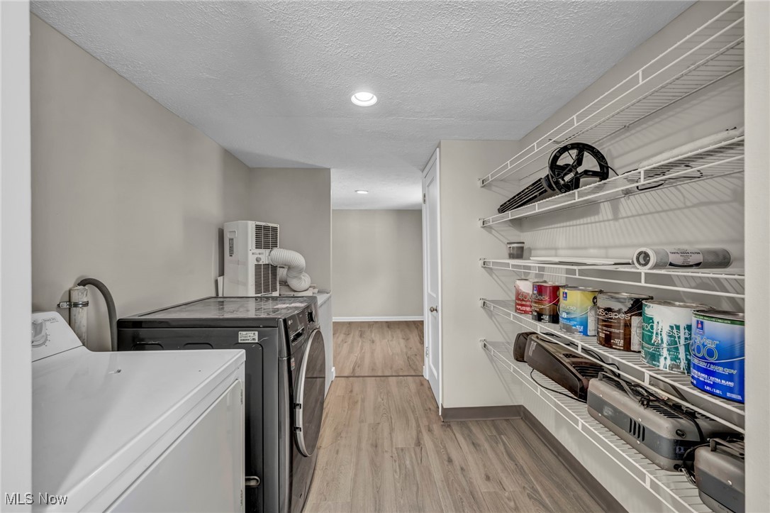 8564 Cedar Road Chesterland OH 44026