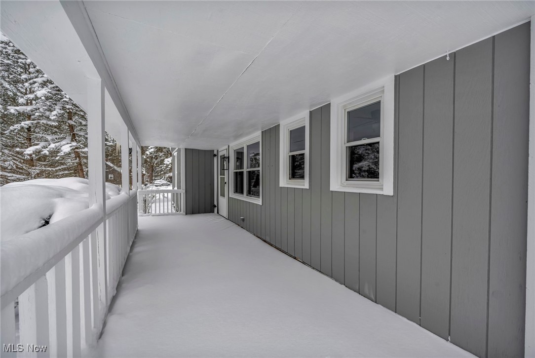 8564 Cedar Road Chesterland OH 44026