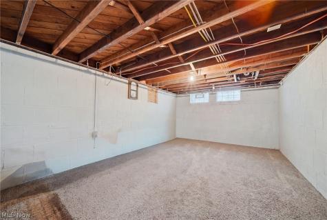 1933 9th Street Cuyahoga Falls OH 44221