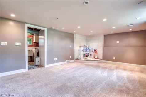 7088 Culver Boulevard Mentor OH 44060