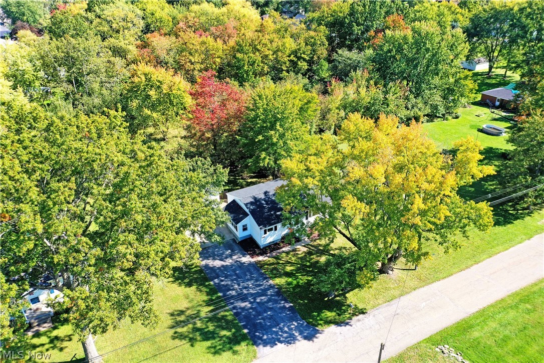 4944 Myrtle Avenue NW Warren OH 44483