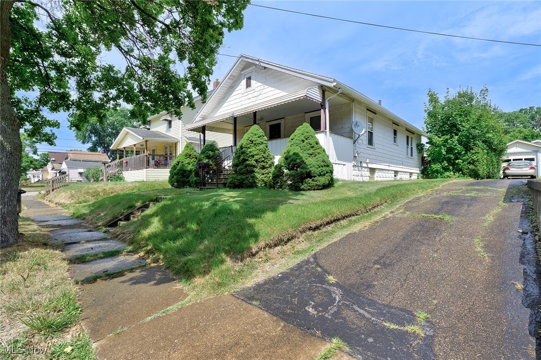 1243 Herberich Avenue Akron OH 44301