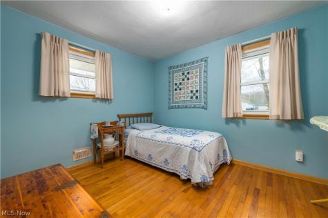 24321 Normandy Drive Olmsted Falls OH 44138
