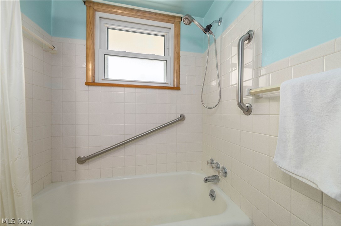 24321 Normandy Drive Olmsted Falls OH 44138