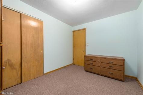 24321 Normandy Drive Olmsted Falls OH 44138