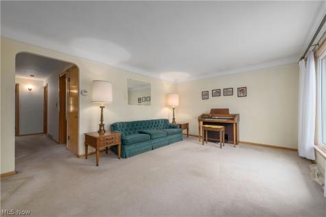 24321 Normandy Drive Olmsted Falls OH 44138