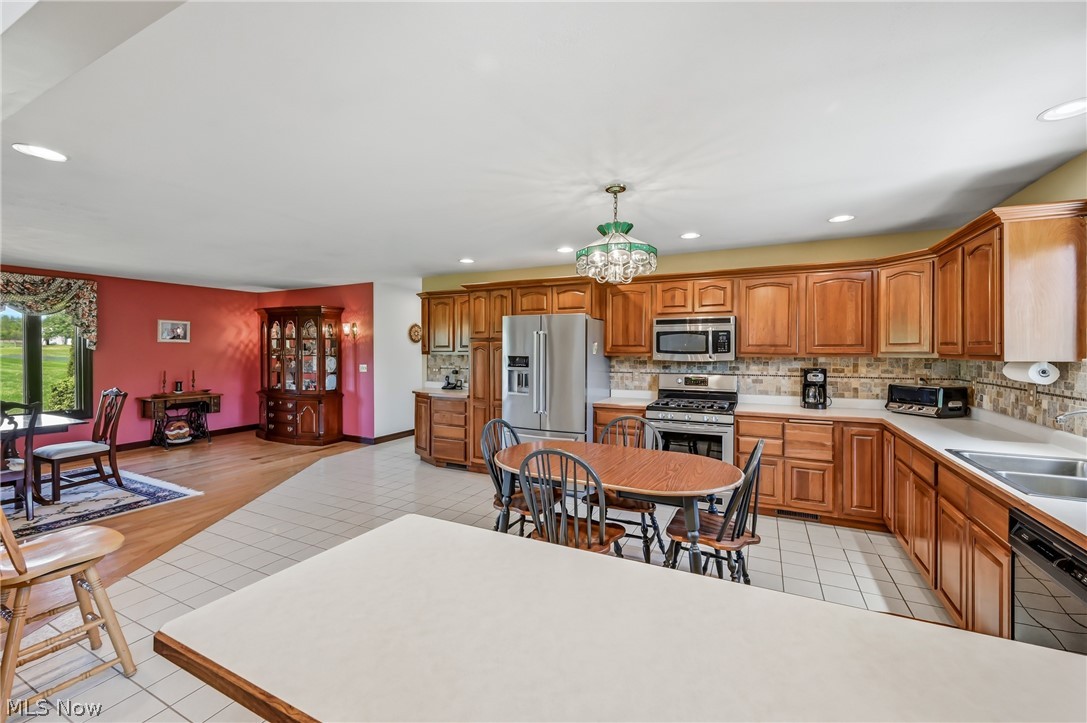 8161 Huxley Road Berlin Center OH 44401