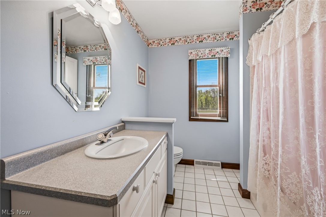 8161 Huxley Road Berlin Center OH 44401