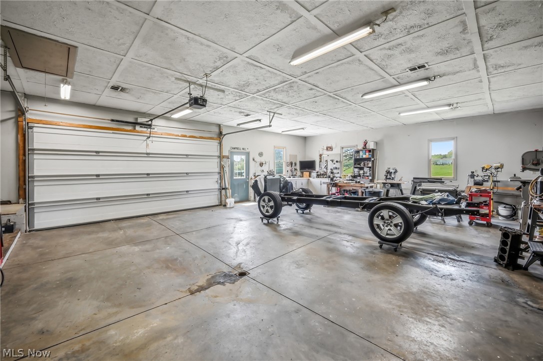 8161 Huxley Road Berlin Center OH 44401