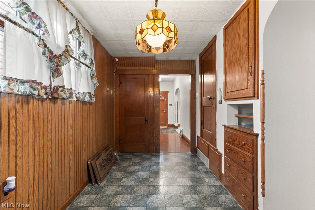 605 Delaware Street Martins Ferry OH 43935