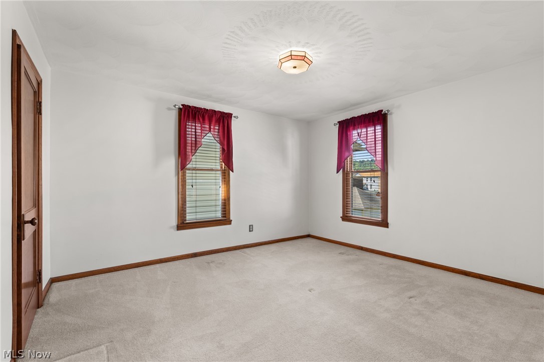 605 Delaware Street Martins Ferry OH 43935