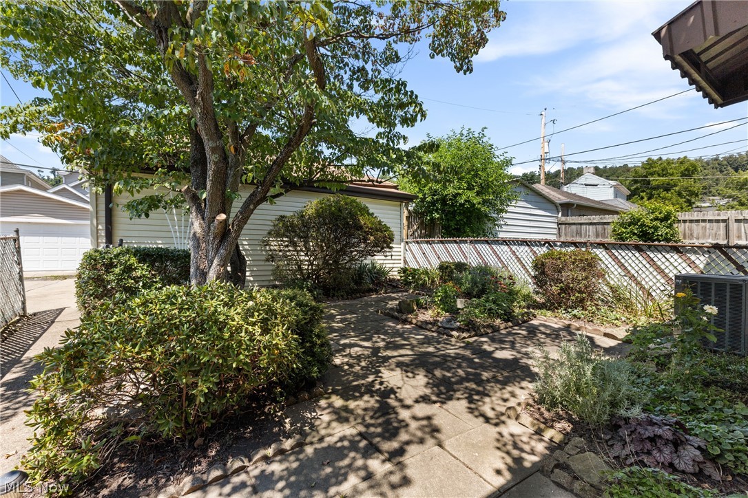 605 Delaware Street Martins Ferry OH 43935