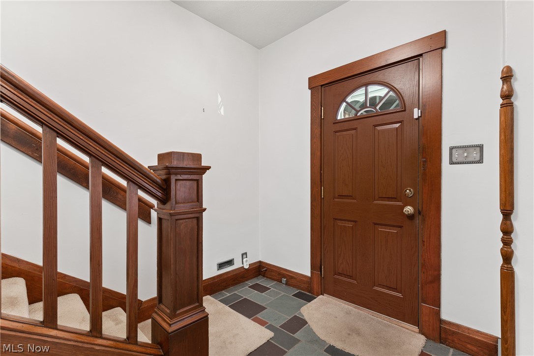 605 Delaware Street Martins Ferry OH 43935