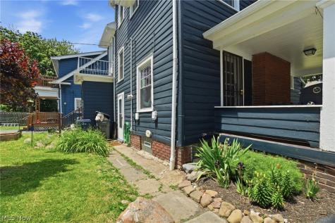 3236 E Overlook Road Cleveland Heights OH 44118