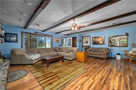 8134 Oberlin Road Elyria OH 44035