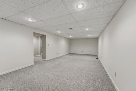 1745 Orchard Drive Akron OH 44333
