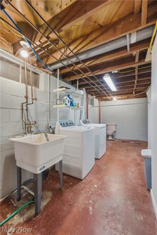 1745 Orchard Drive Akron OH 44333