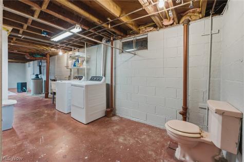 1745 Orchard Drive Akron OH 44333