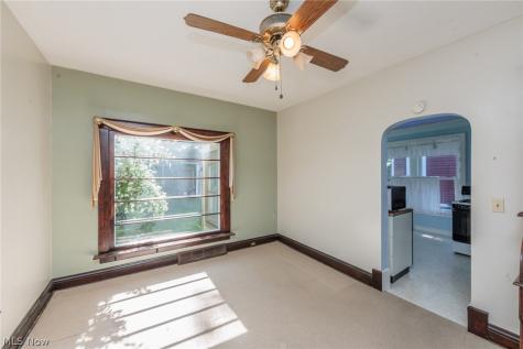 1301 Mathews Avenue Lakewood OH 44107