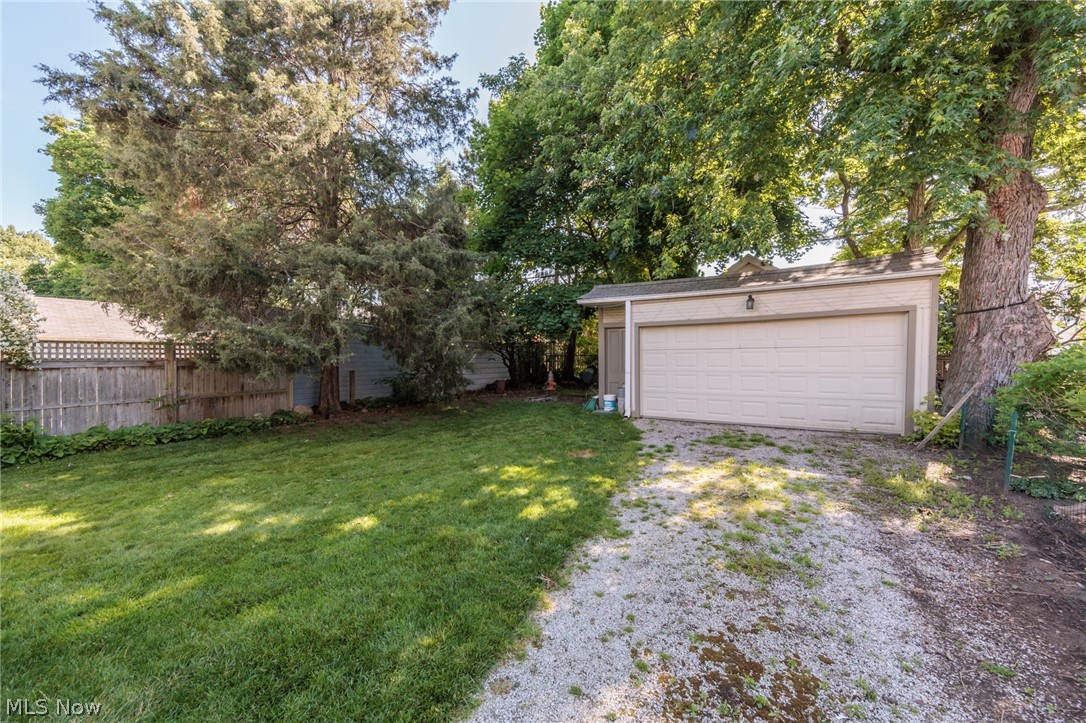 1301 Mathews Avenue Lakewood OH 44107