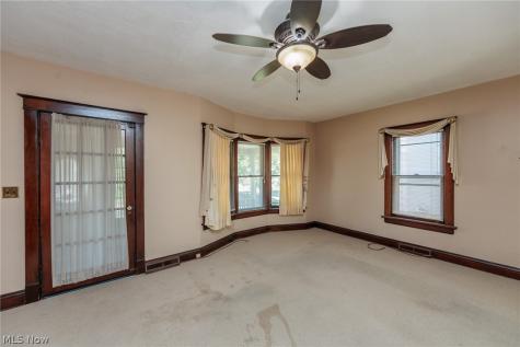 1301 Mathews Avenue Lakewood OH 44107