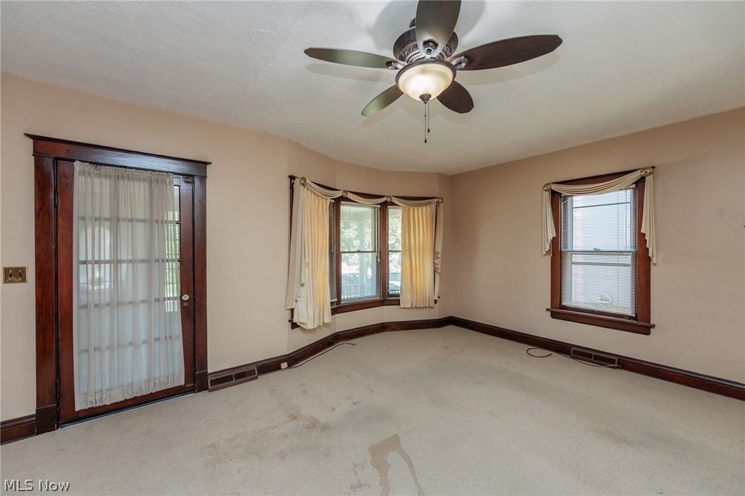 1301 Mathews Avenue Lakewood OH 44107