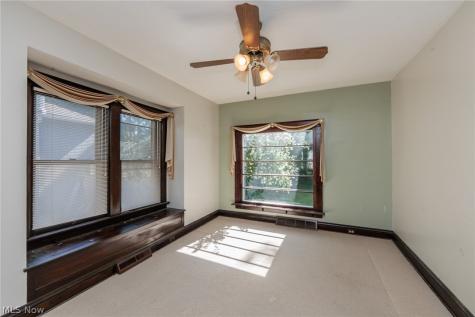 1301 Mathews Avenue Lakewood OH 44107