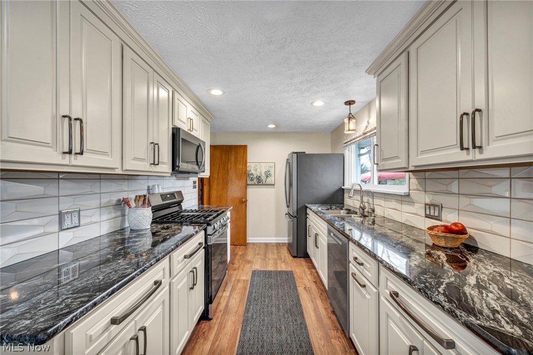 2333 Maylo Path Green OH 44312