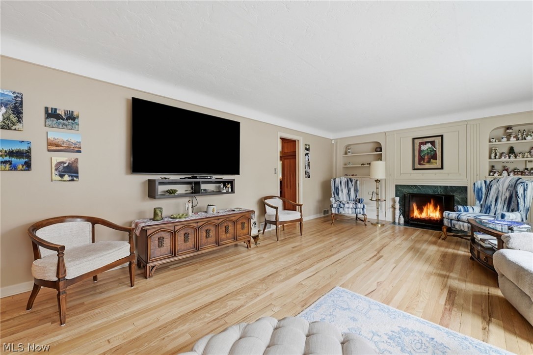6975 Columbia Road Olmsted Falls OH 44138