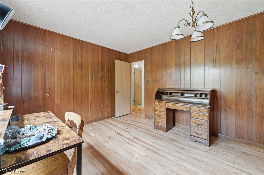 6975 Columbia Road Olmsted Falls OH 44138