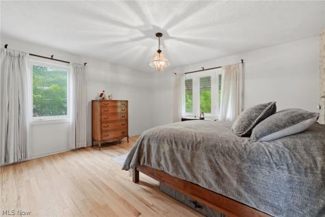 6975 Columbia Road Olmsted Falls OH 44138