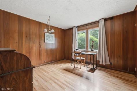 6975 Columbia Road Olmsted Falls OH 44138