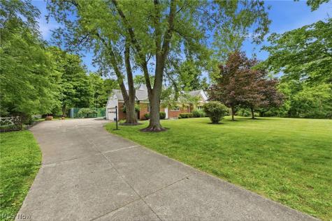 6975 Columbia Road Olmsted Falls OH 44138