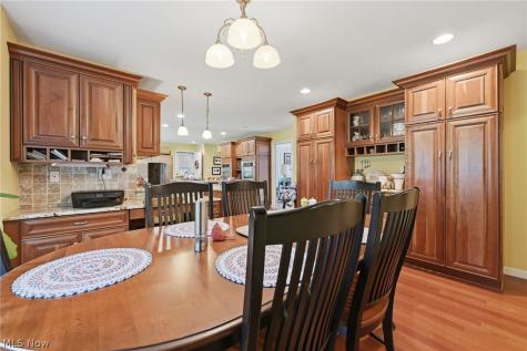 6975 Columbia Road Olmsted Falls OH 44138