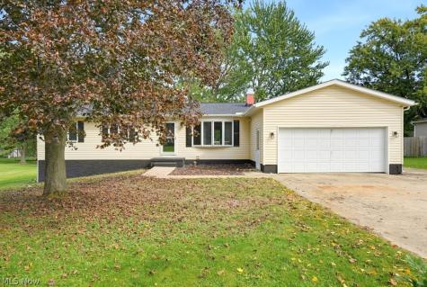 1535 S Plainview Drive Akron OH 44321
