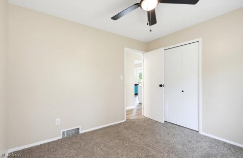 1535 S Plainview Drive Akron OH 44321