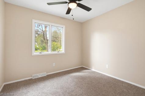1535 S Plainview Drive Akron OH 44321