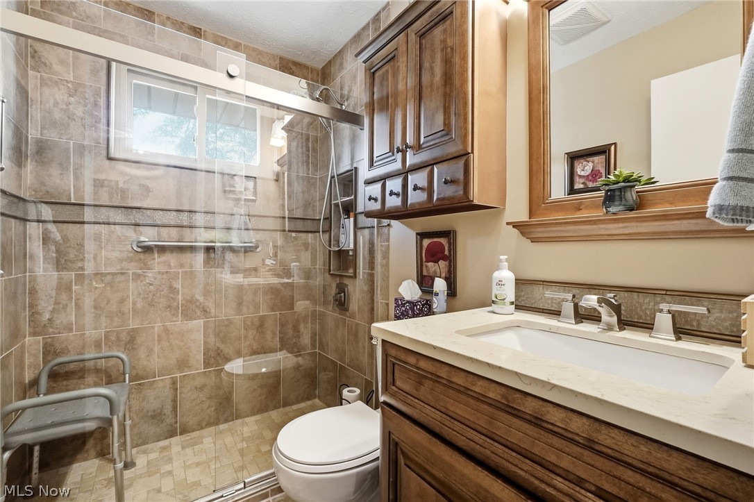 2775 Somia Drive Parma OH 44134