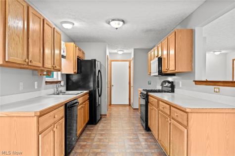 3072 Kelly Court Akron OH 44312