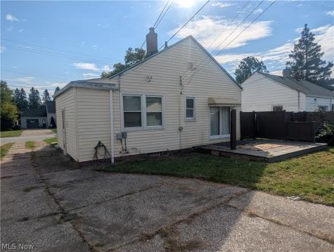 4186 W 143rd Street Cleveland OH 44135