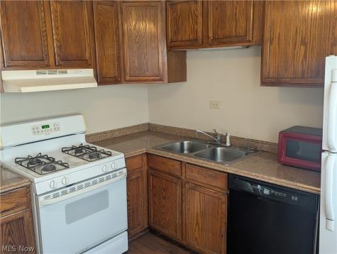 4186 W 143rd Street Cleveland OH 44135