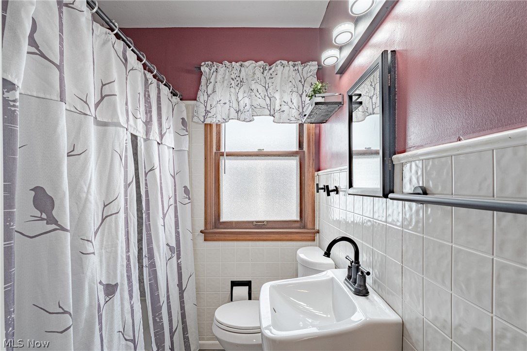 11104 Mccracken Road Garfield Heights OH 44125