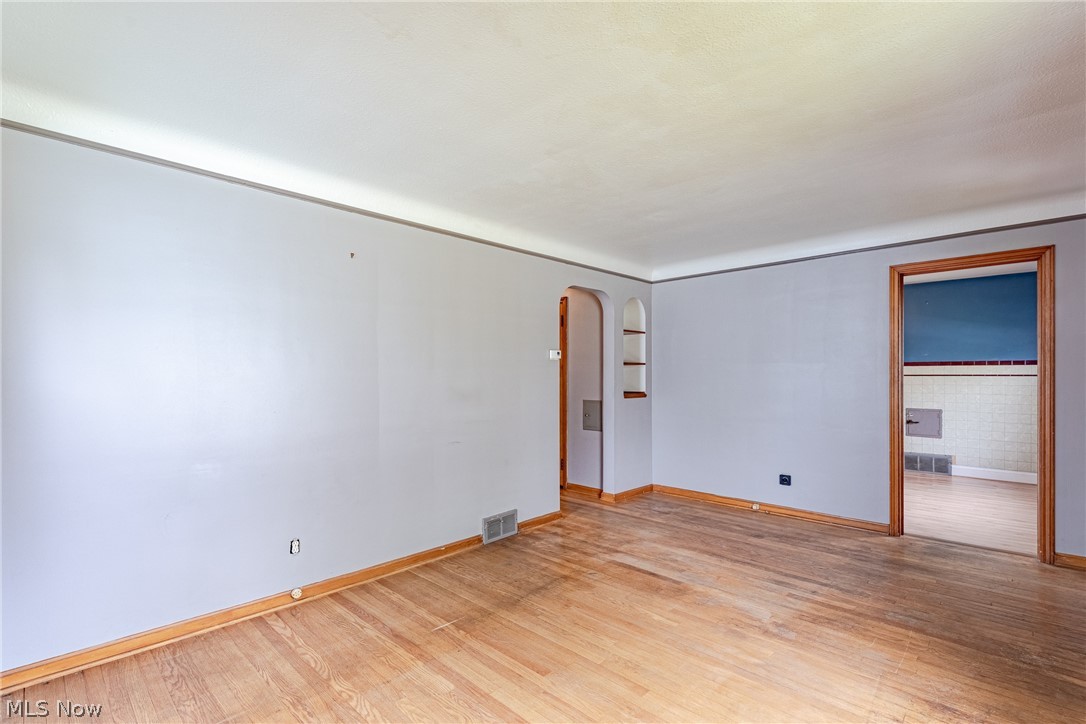 11104 Mccracken Road Garfield Heights OH 44125