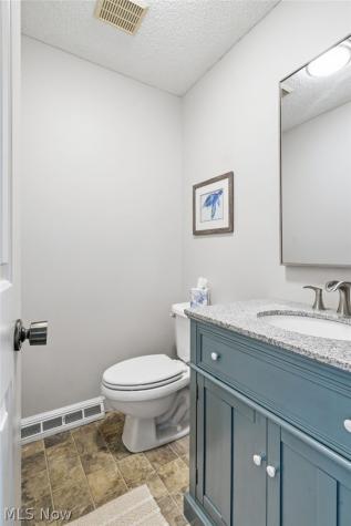 1471 Stonington Road NW North Canton OH 44720