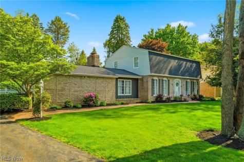 1471 Stonington Road NW North Canton OH 44720