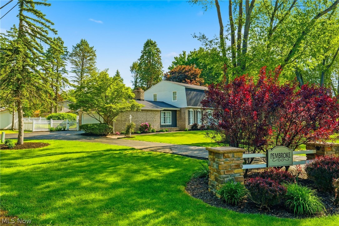 1471 Stonington Road NW North Canton OH 44720
