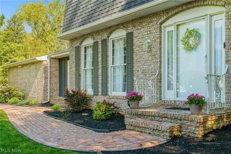 1471 Stonington Road NW North Canton OH 44720
